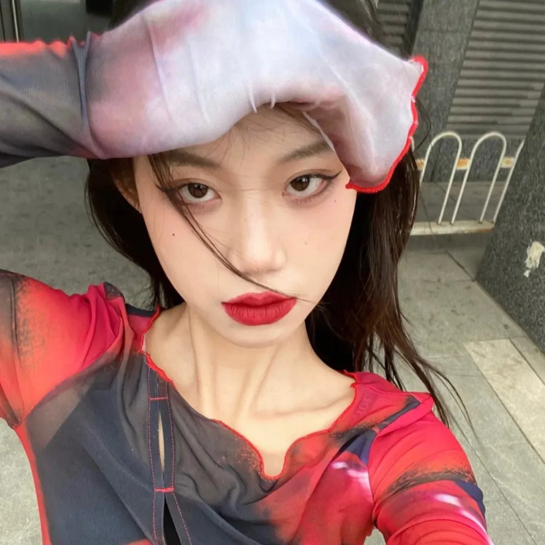 姐姐妹妹漾起来 高清封面